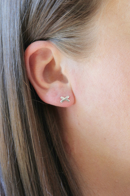Criss Cross - Dainty Sterling Silver Cross Stud Earrings | Tiny Silver Studs - Amelie Owen Collections